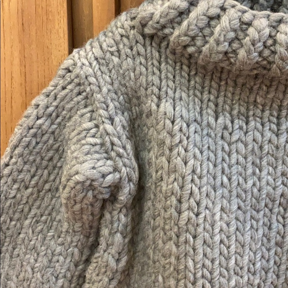 EUC Tuchinda softest wool sweater - Picture 2 of 3
